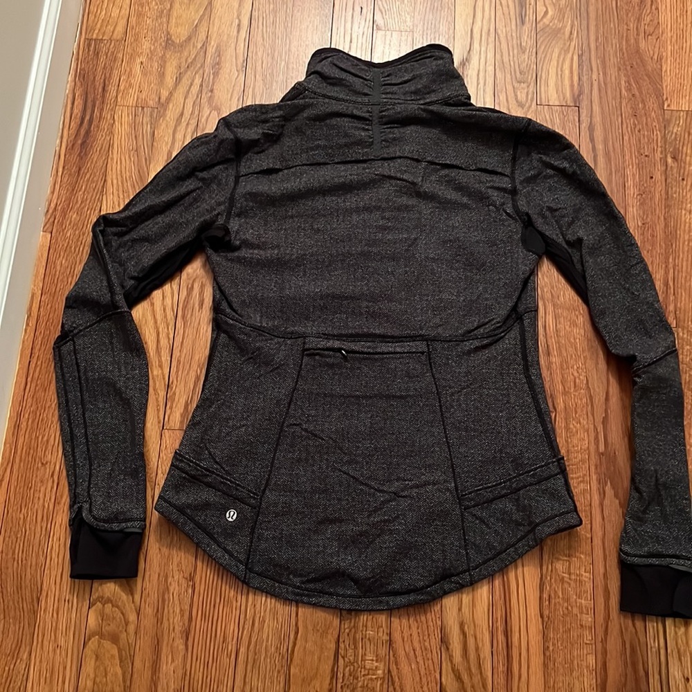 Lululemon base runner half zip - Picture 7 of 9